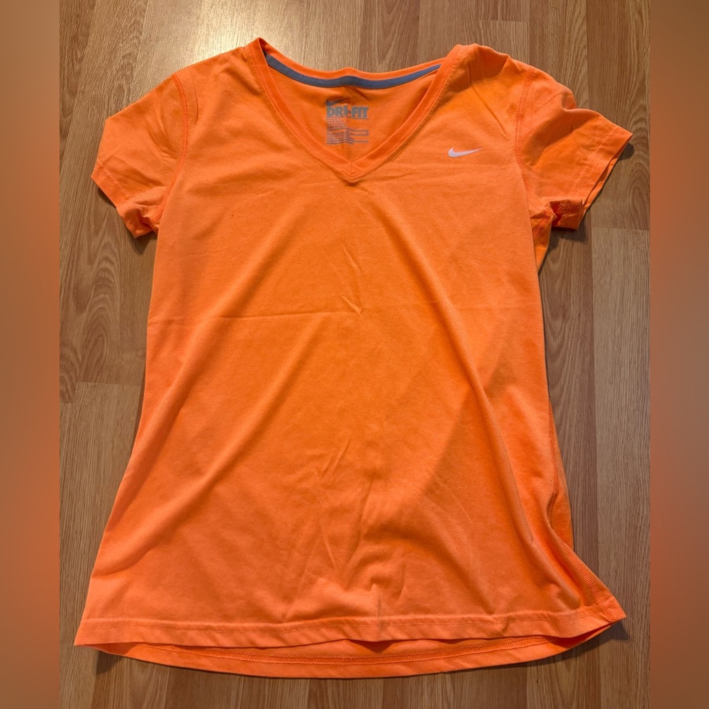 Nike Orange Fitted V-Neck Short Sleeve Tee